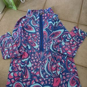 Lilly Pulitzer Popover,Note 2nd Picfor TextureFuzzy LiteWeight Sweatshirt fabric